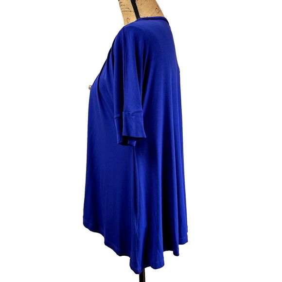 NWT VDP COLLECTION Womens Blue Loose Fit T-Shirt Top w/Crystals SZ 44/US M Italy - Picture 2 of 16